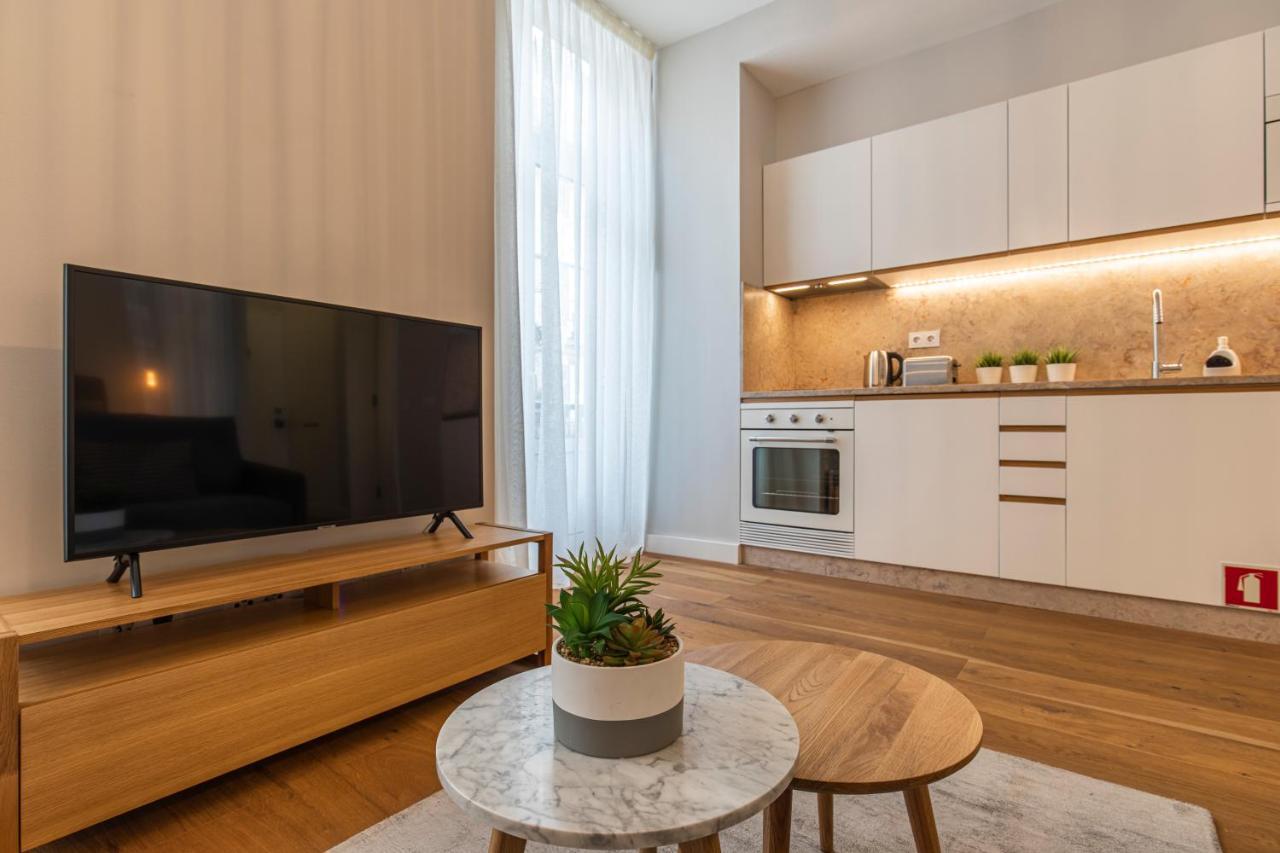 Upscale & Trendy Flat In The Center Apartment Lisbon Luaran gambar
