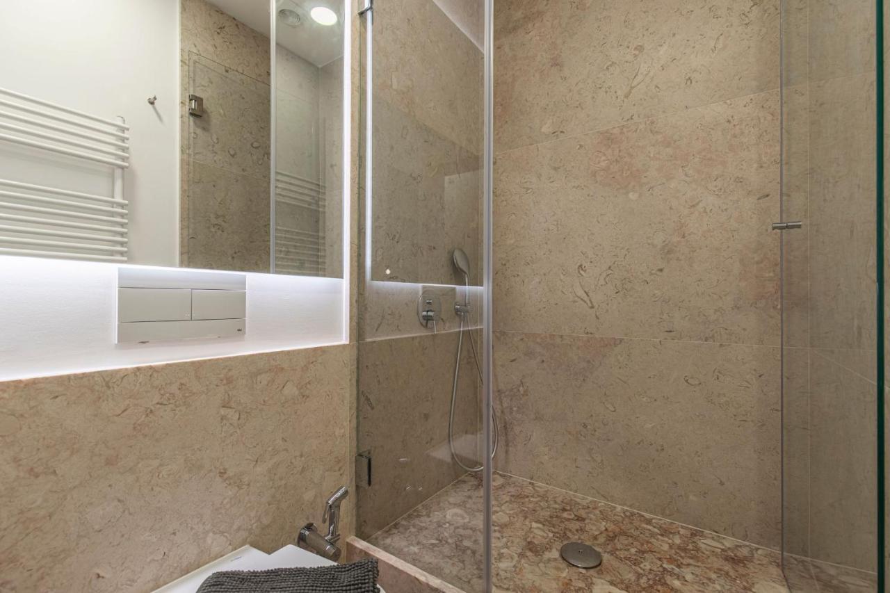 Upscale & Trendy Flat In The Center Apartment Lisbon Luaran gambar